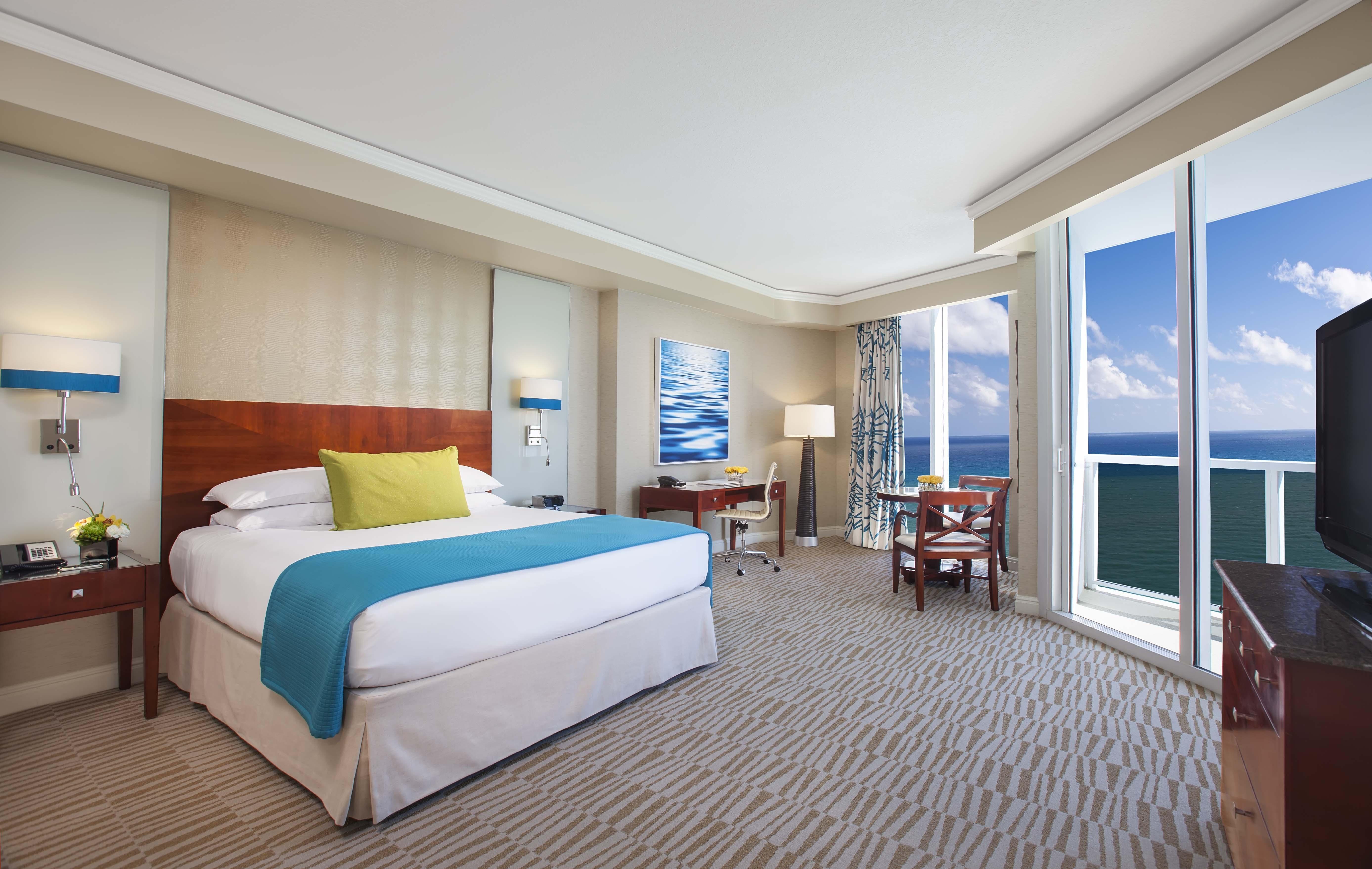 Trump International Beach - 4* Sunny Isles Beach